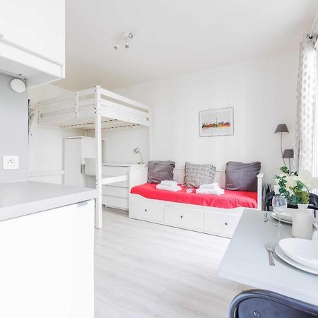 Appartamento Cozy Studio In The Heart Of Montmartre - Blanches 2 Parigi Esterno foto
