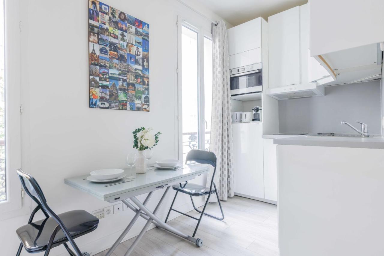Appartamento Cozy Studio In The Heart Of Montmartre - Blanches 2 Parigi Esterno foto