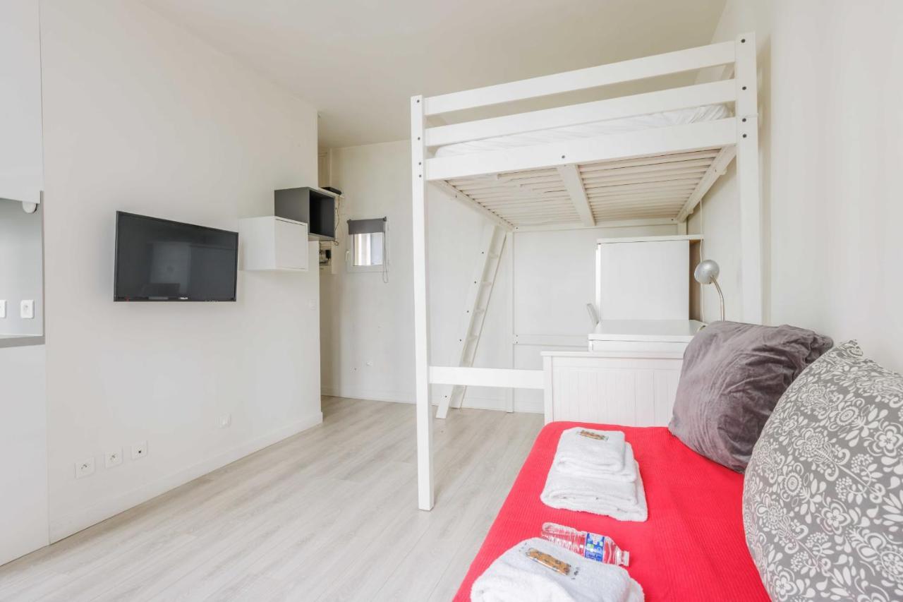 Appartamento Cozy Studio In The Heart Of Montmartre - Blanches 2 Parigi Esterno foto