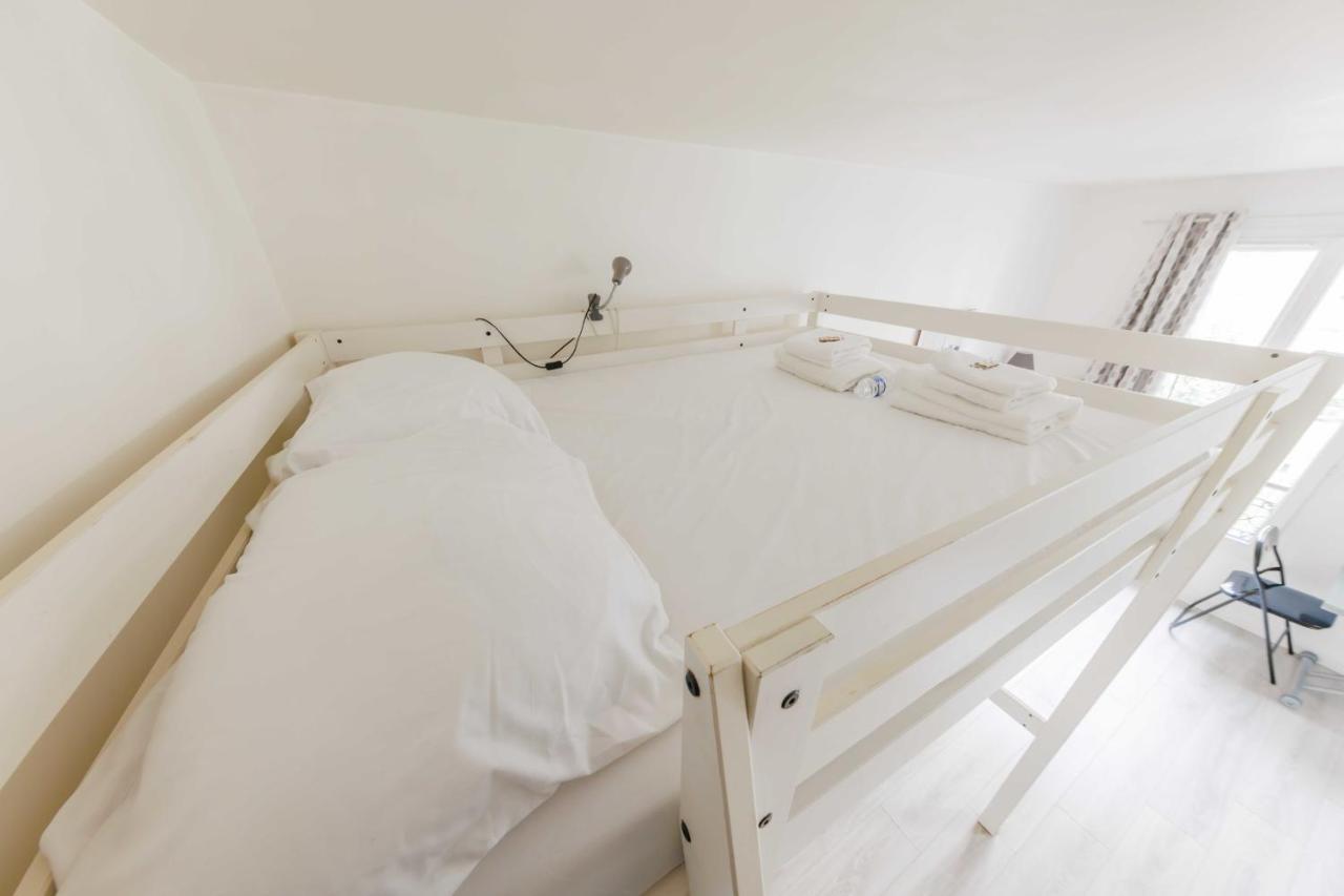 Appartamento Cozy Studio In The Heart Of Montmartre - Blanches 2 Parigi Esterno foto